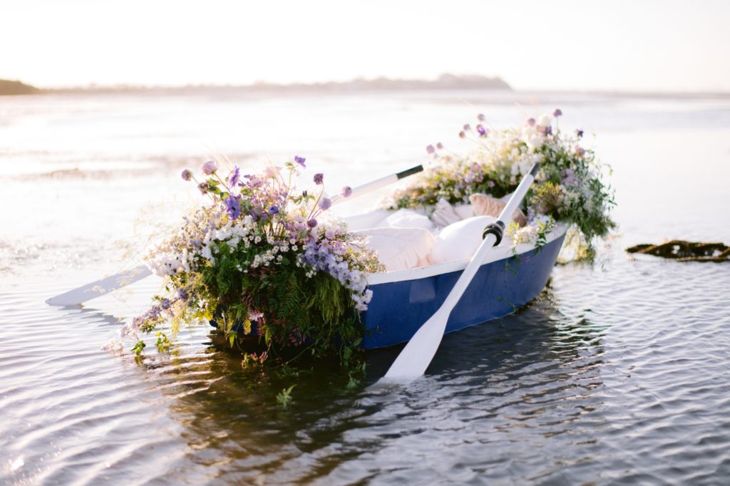 Bridal boat